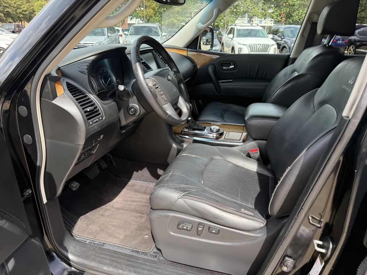 Infiniti QX56 4WD 2011