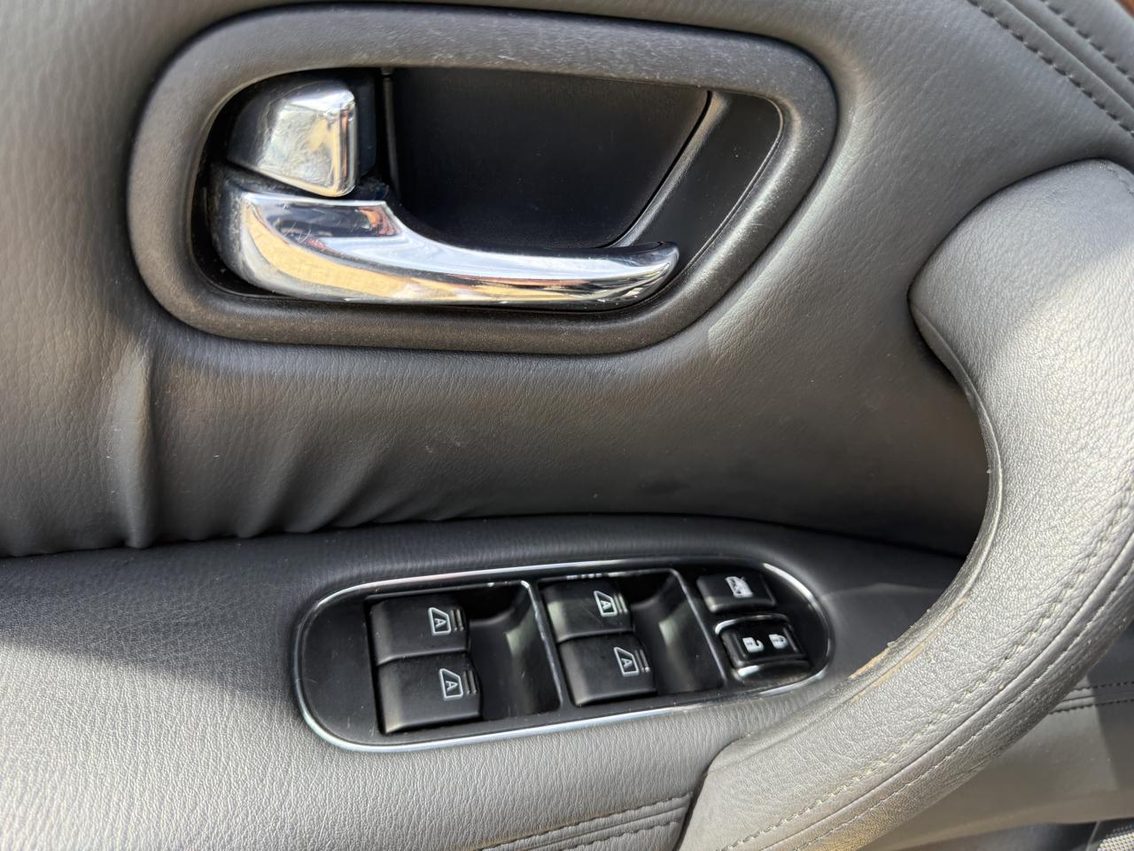 Infiniti QX56 4WD 2011