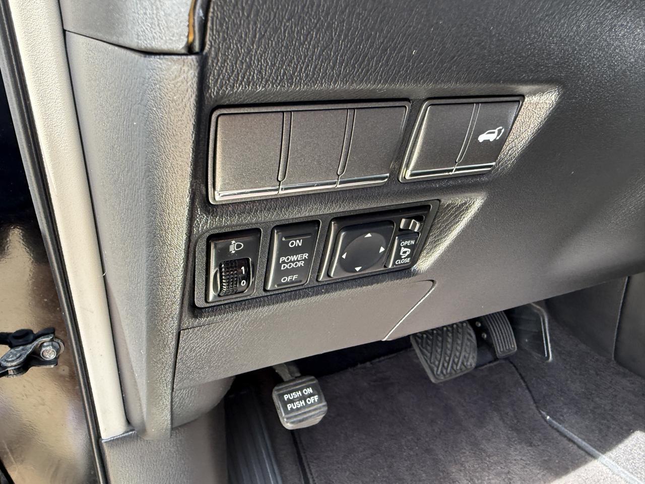 Infiniti QX56 4WD 2011