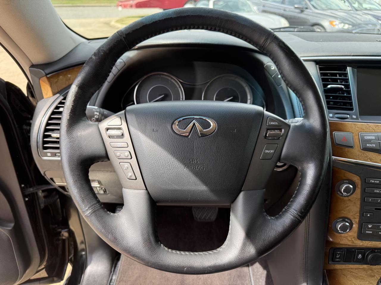 Infiniti QX56 4WD 2011