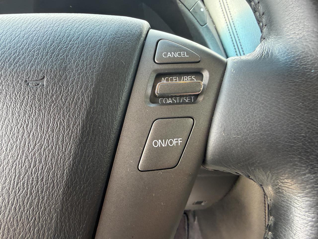 Infiniti QX56 4WD 2011