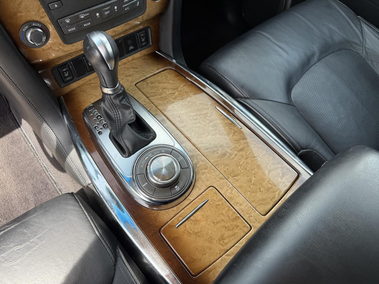 Infiniti QX56 4WD 2011
