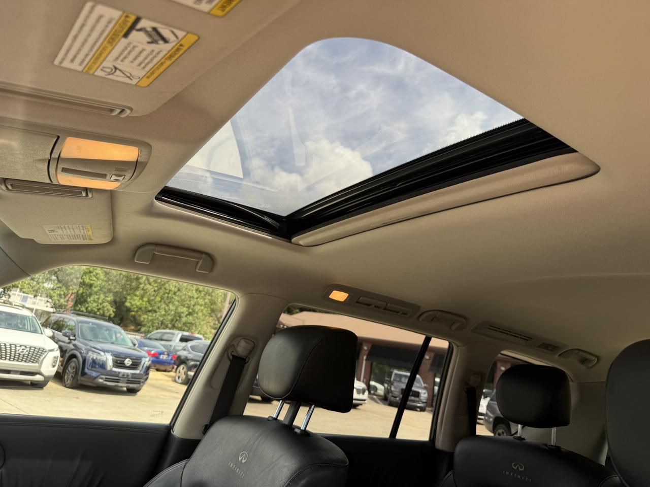 Infiniti QX56 4WD 2011