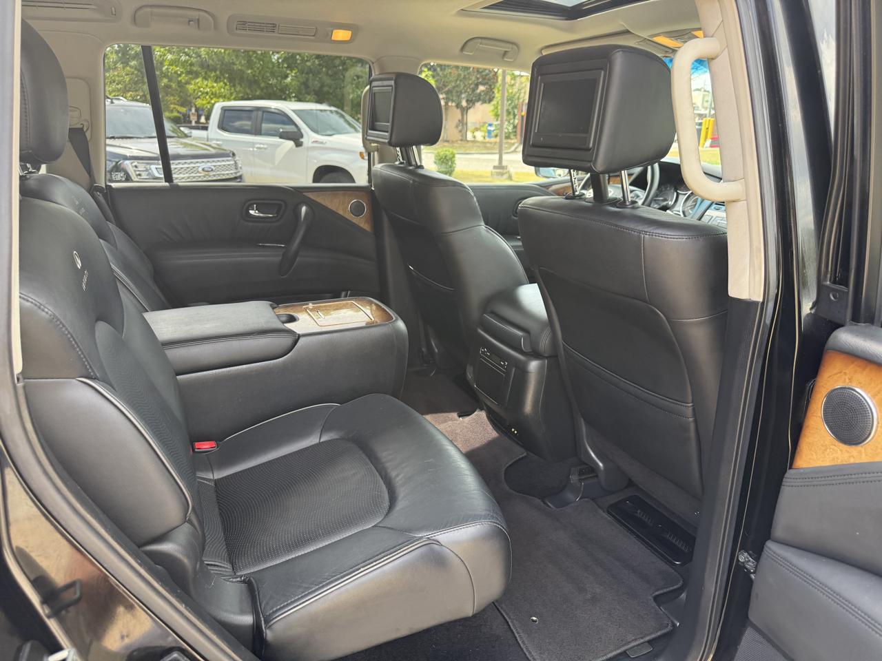 Infiniti QX56 4WD 2011