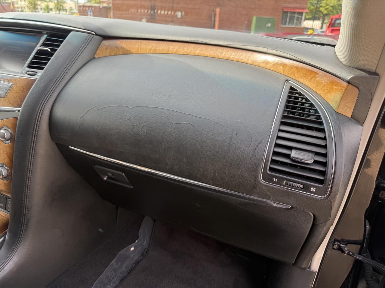 Infiniti QX56 4WD 2011