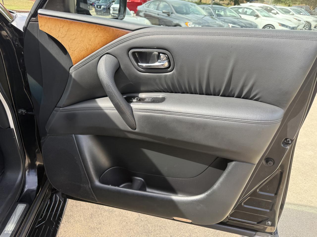 Infiniti QX56 4WD 2011