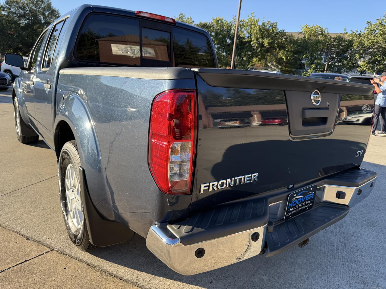 Nissan Frontier SV Crew Cab 2WD 2020