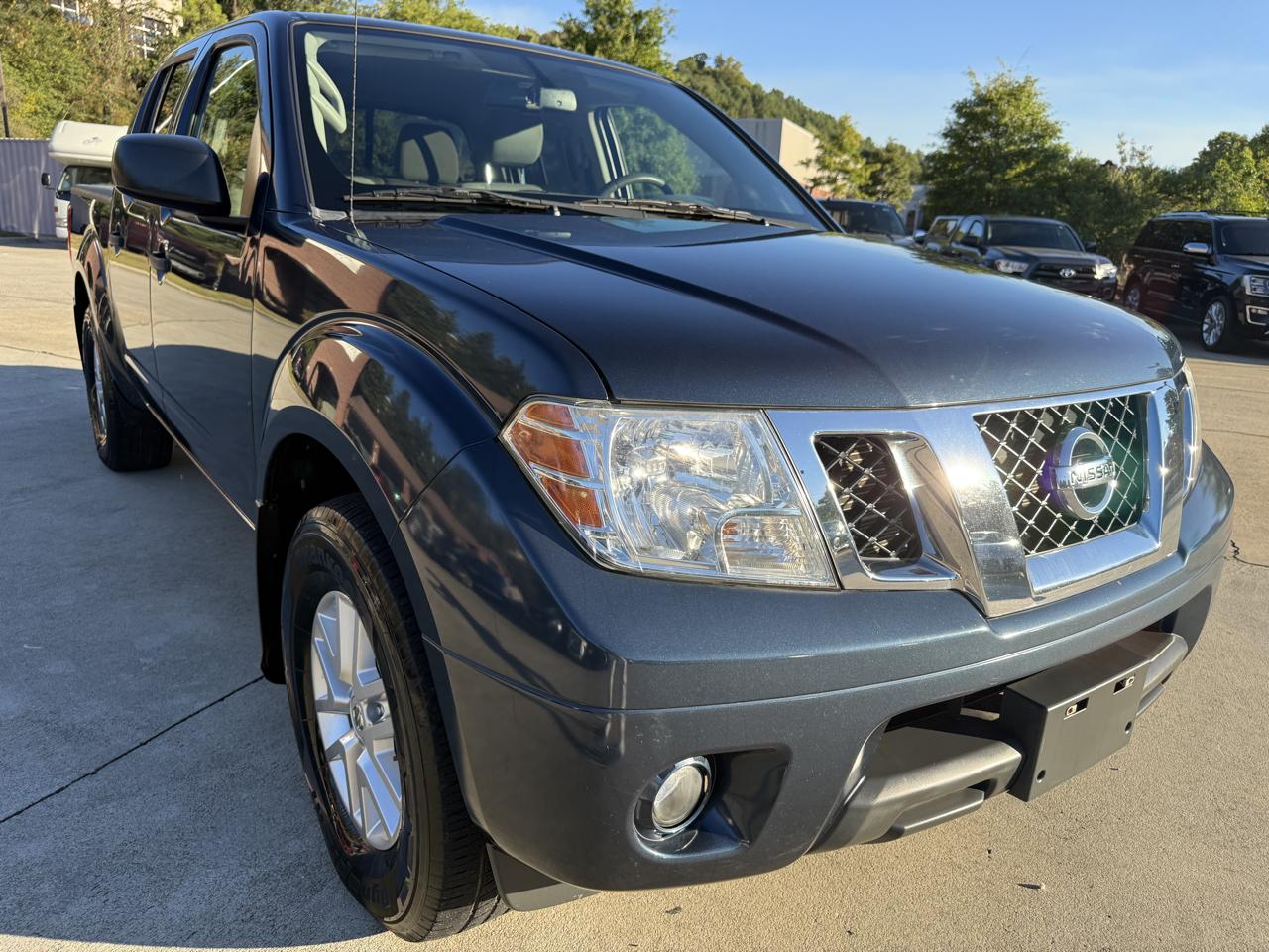 Nissan Frontier SV Crew Cab 2WD 2020
