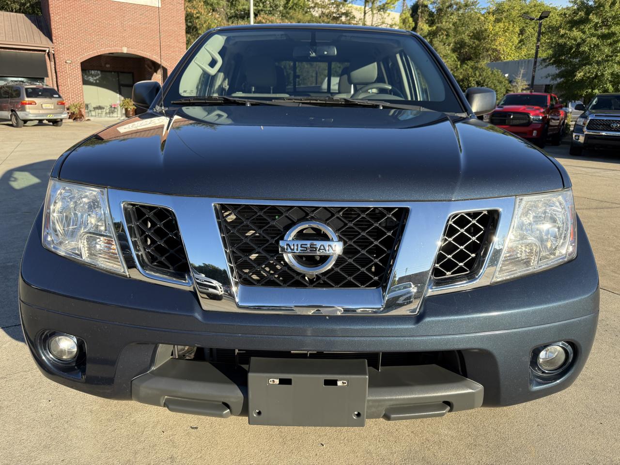 Nissan Frontier SV Crew Cab 2WD 2020