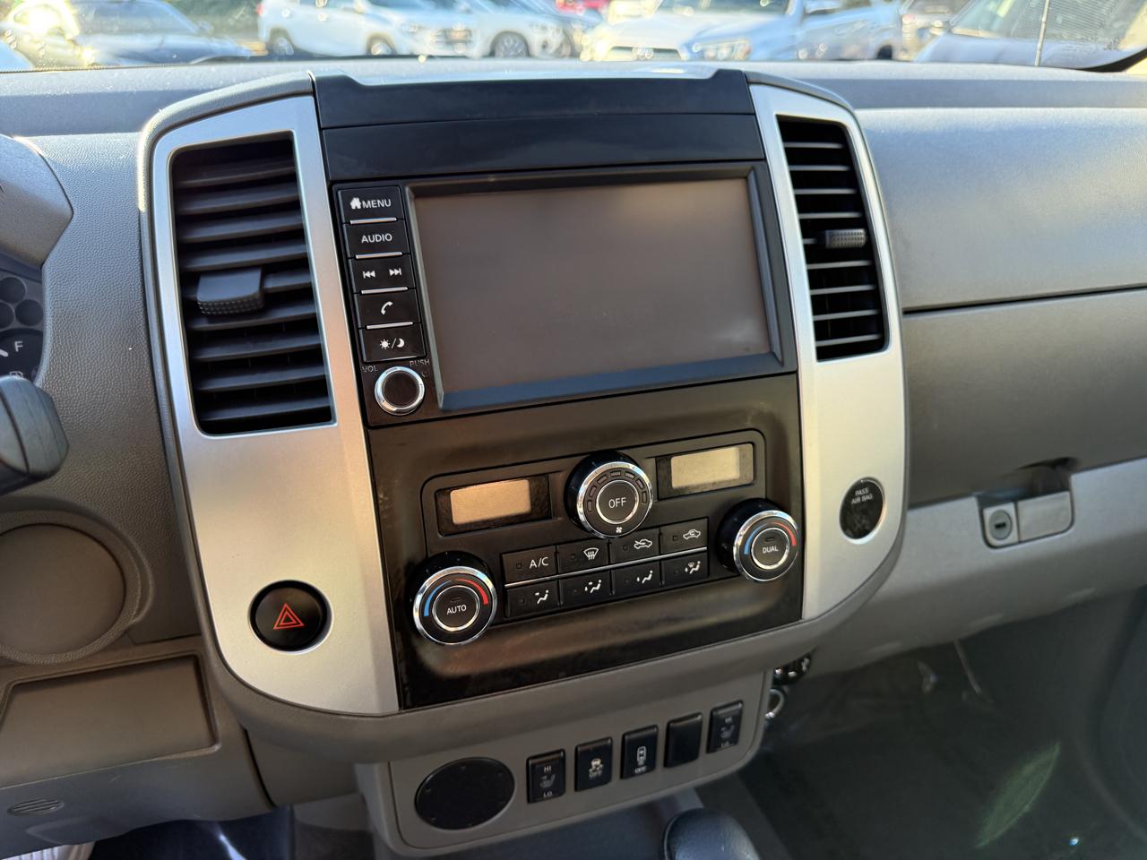 Nissan Frontier SV Crew Cab 2WD 2020
