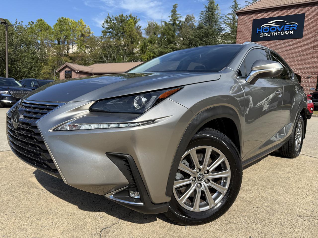 Lexus NX 200t FWD 2018