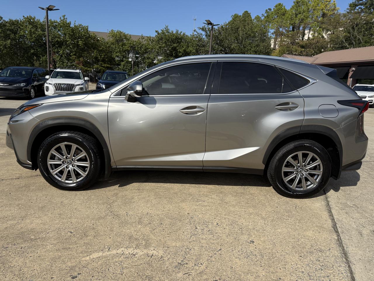 Lexus NX 200t FWD 2018