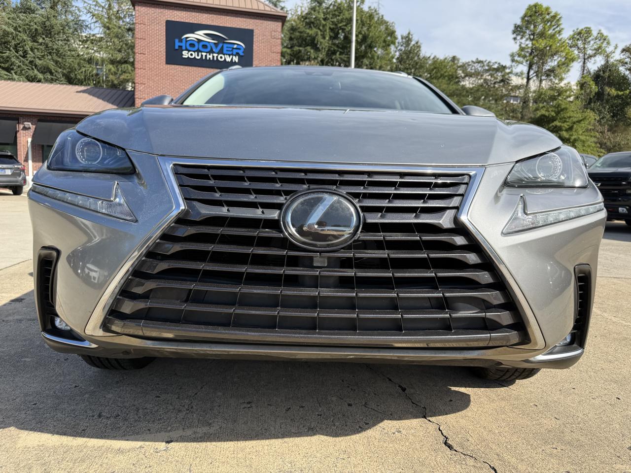 Lexus NX 200t FWD 2018