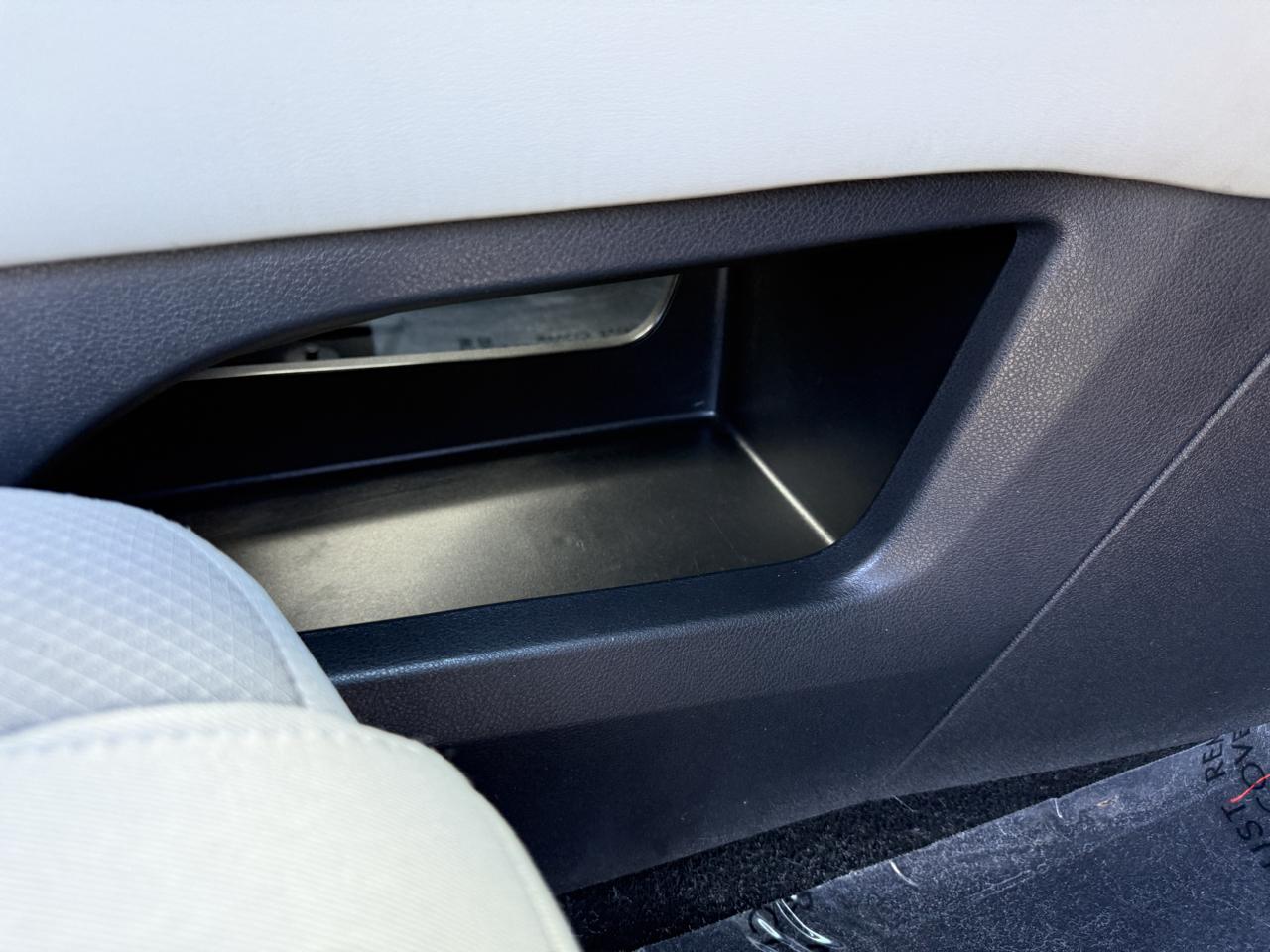 Nissan Pathfinder SV 2022