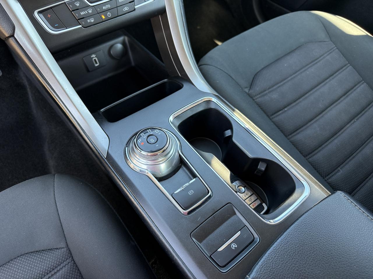 Ford Fusion SE 2018