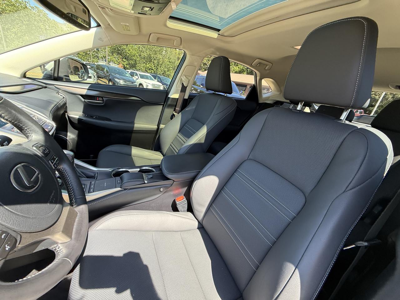 Lexus NX 300 Luxury 2021