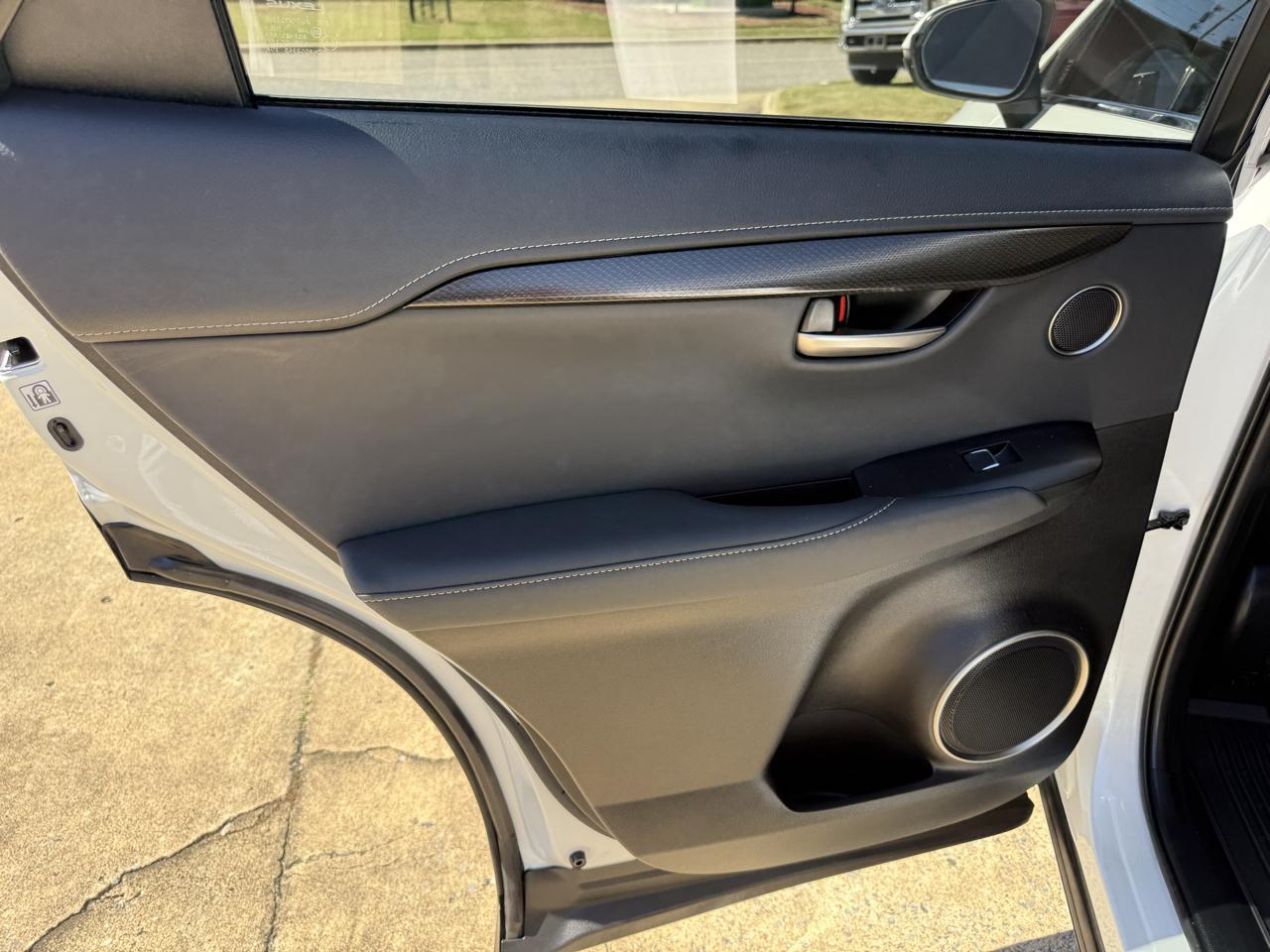 Lexus NX 300 Luxury 2021