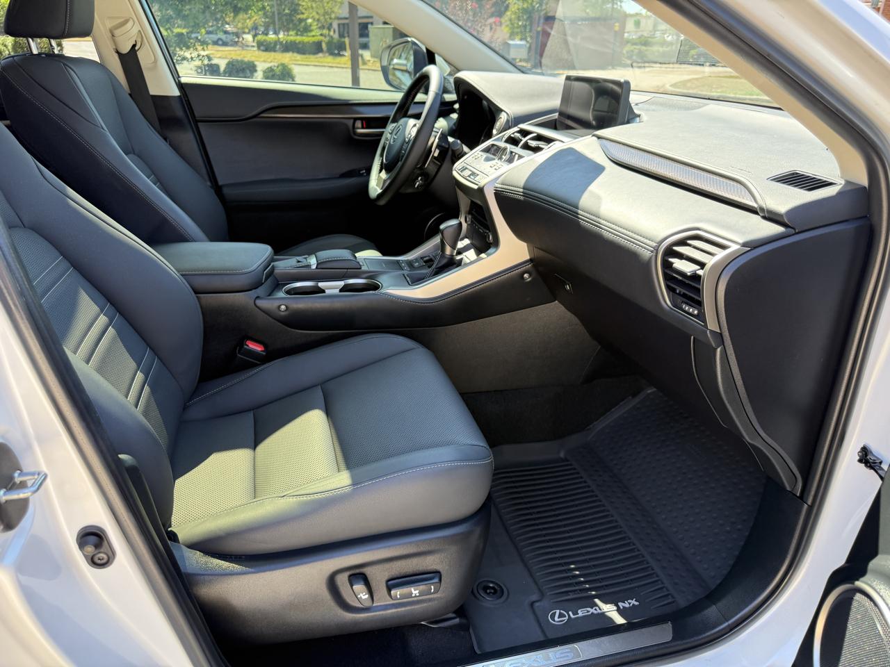 Lexus NX 300 Luxury 2021