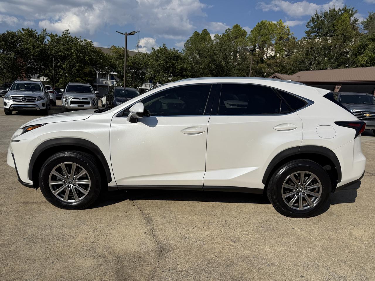 Lexus NX 200t FWD 2018