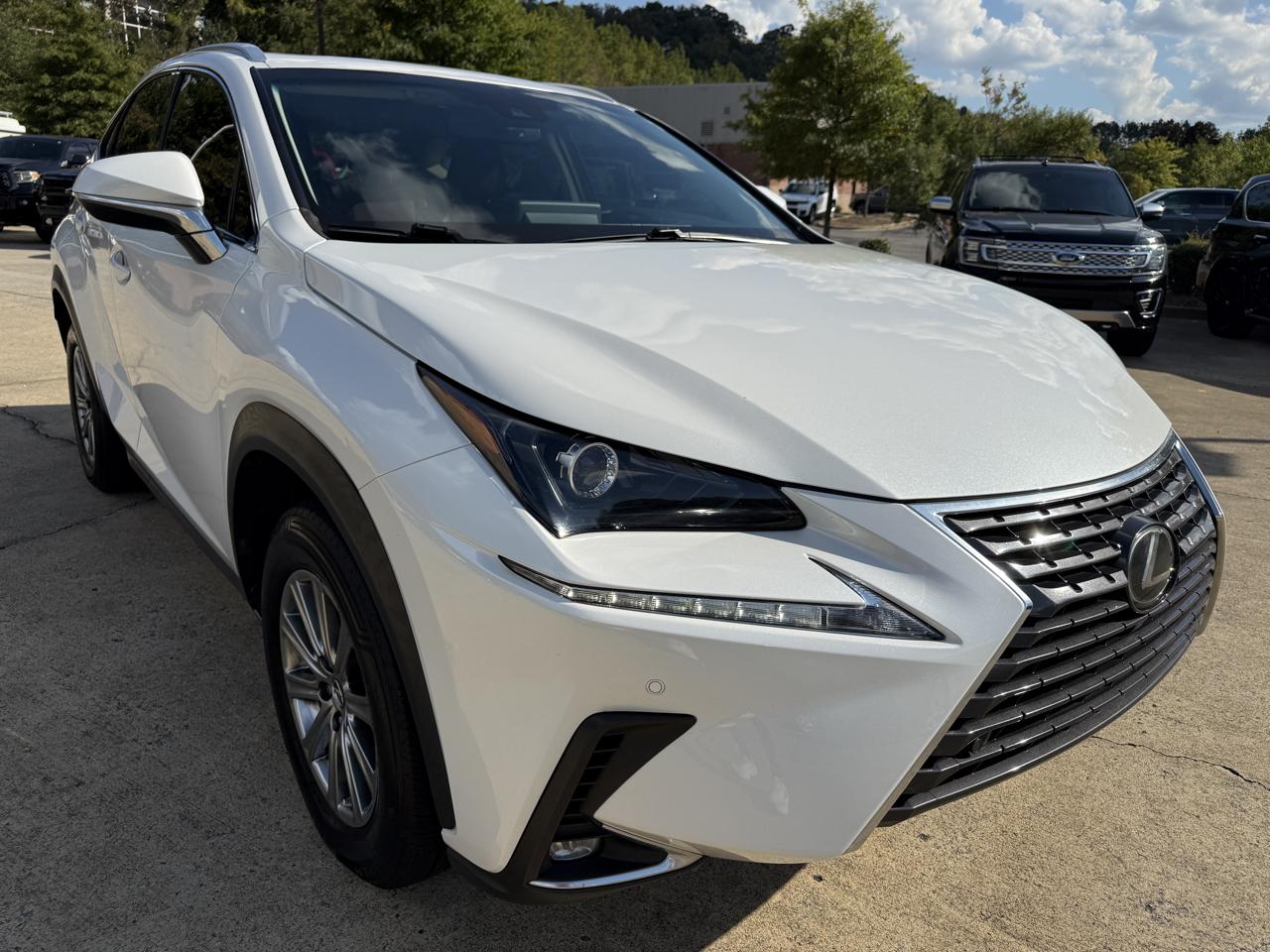 Lexus NX 200t FWD 2018