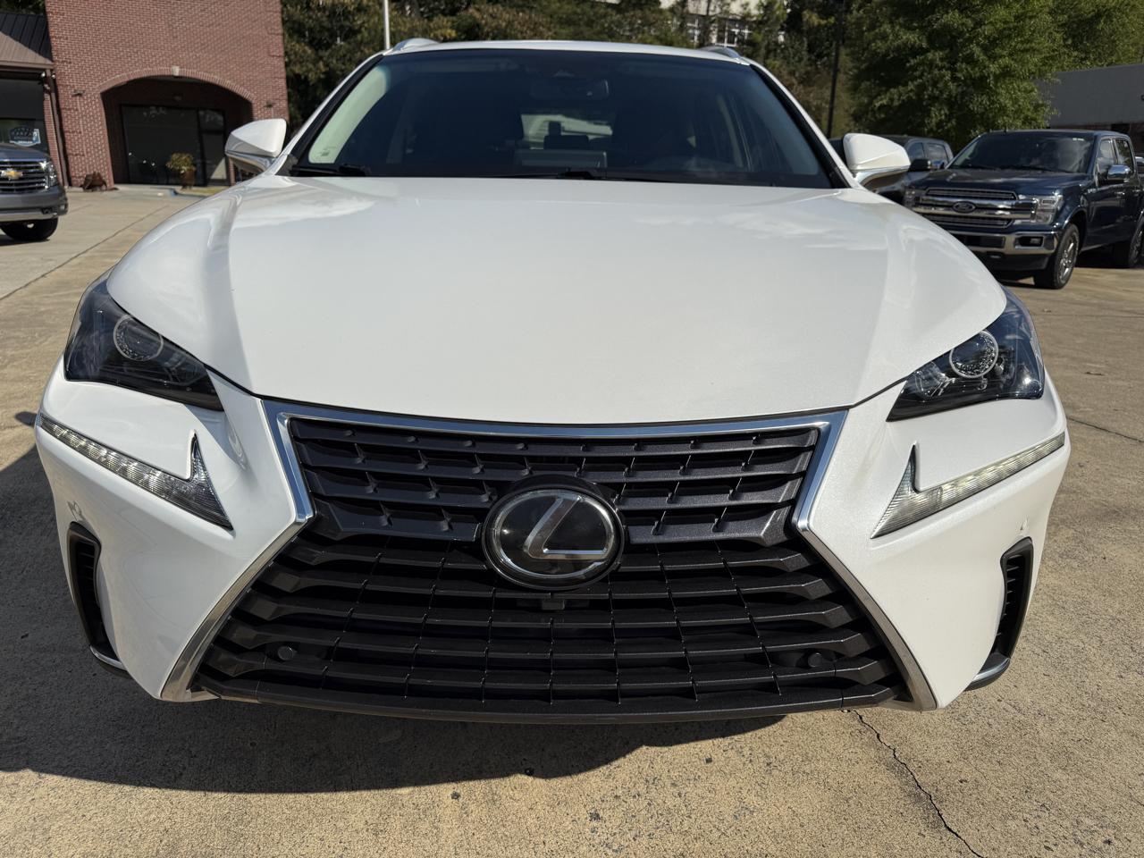 Lexus NX 200t FWD 2018