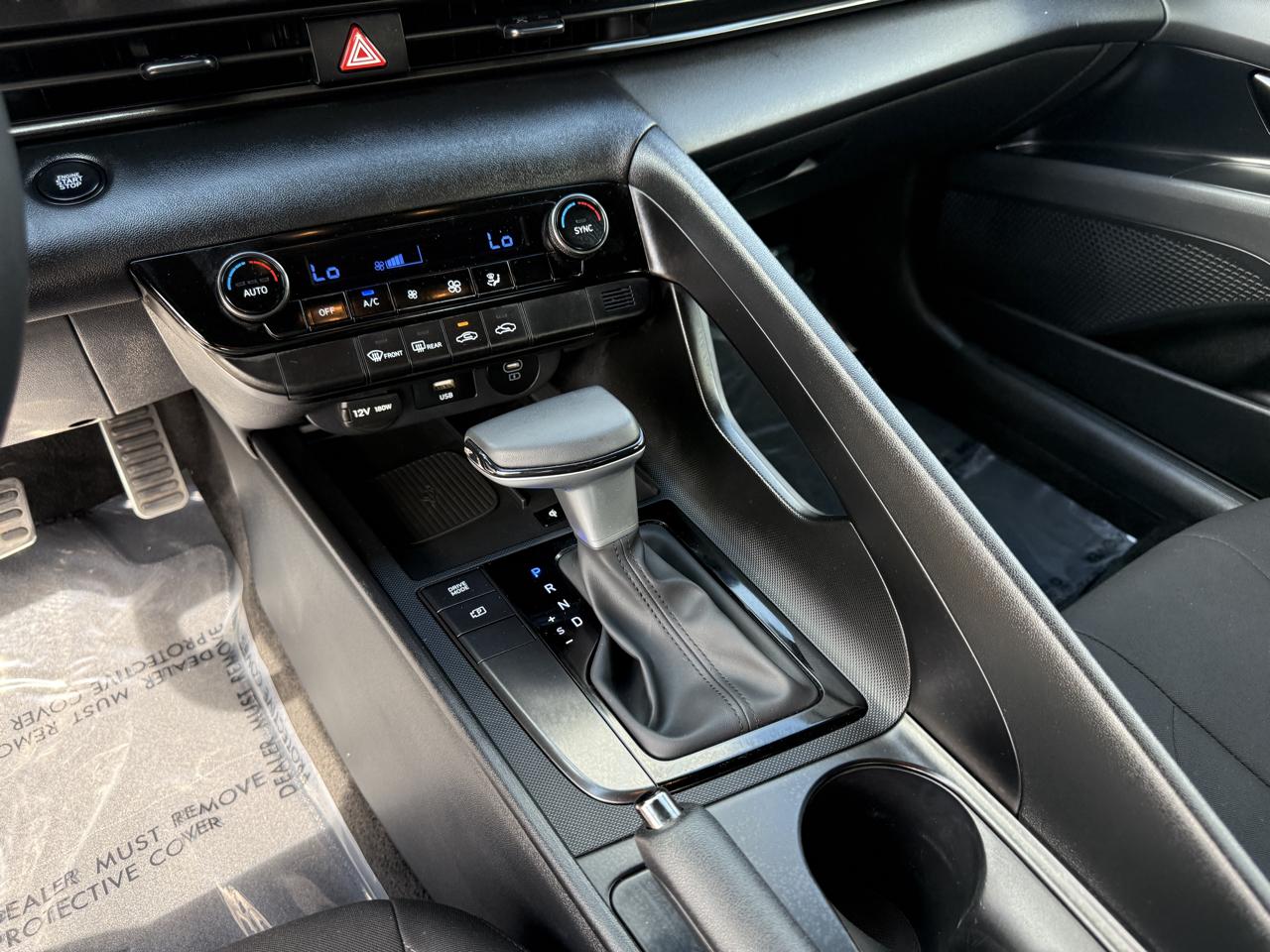 Hyundai Elantra SEL Sport 2026