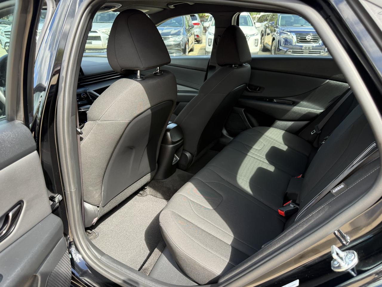 Hyundai Elantra SEL Sport 2026