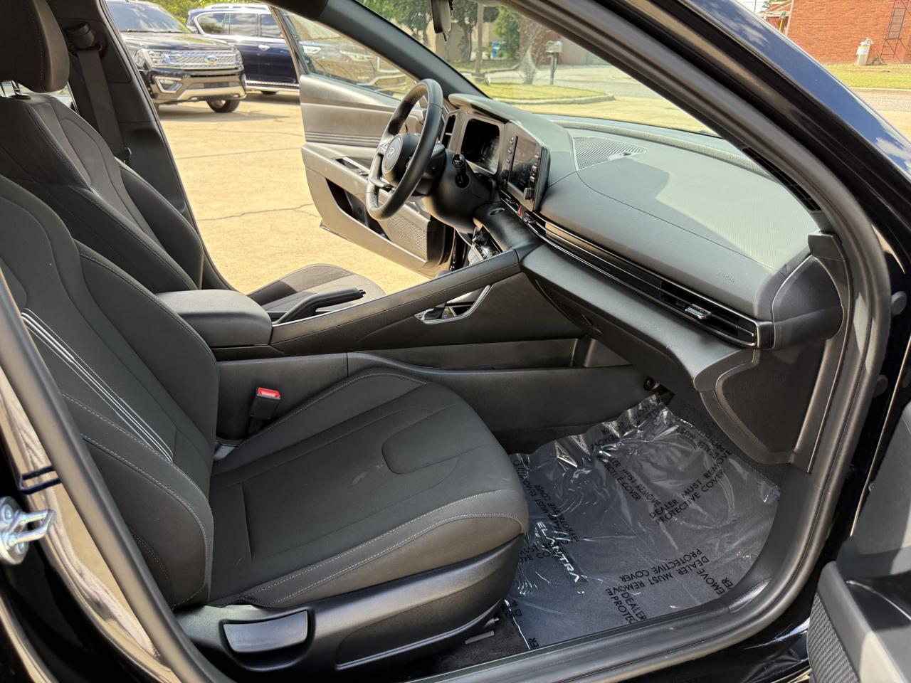 Hyundai Elantra SEL Sport 2026