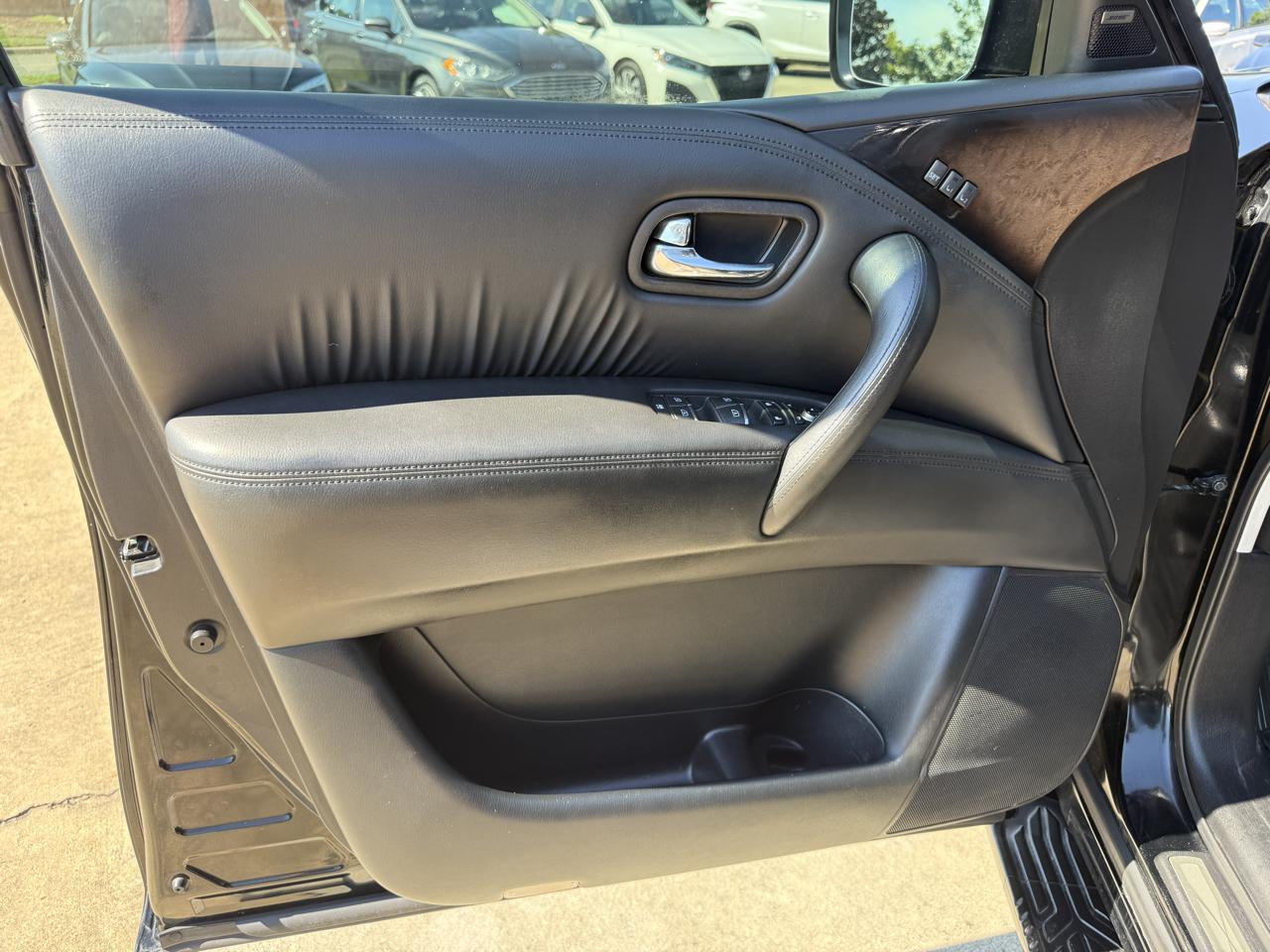 Infiniti QX80 2WD 2014