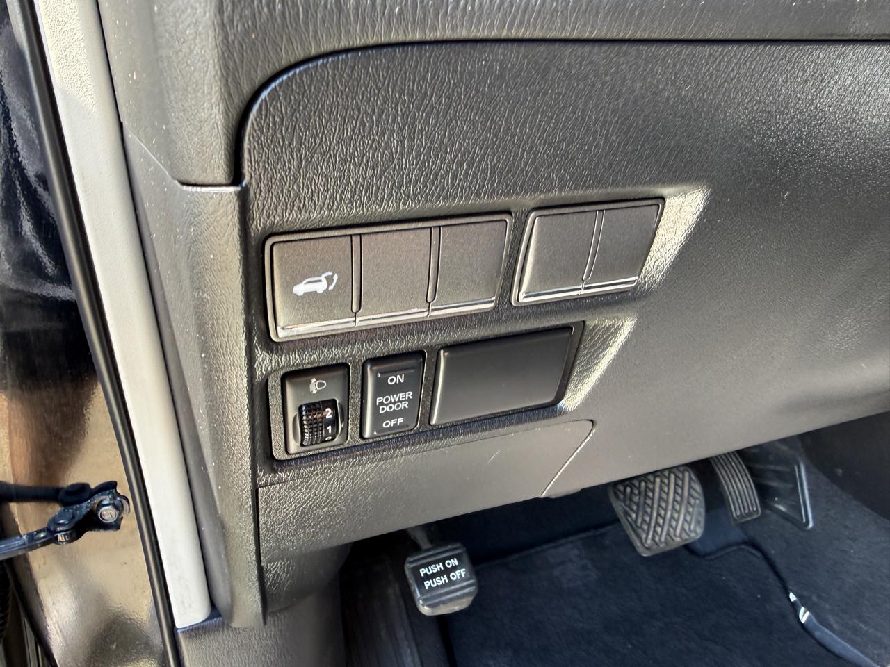 Infiniti QX80 2WD 2014
