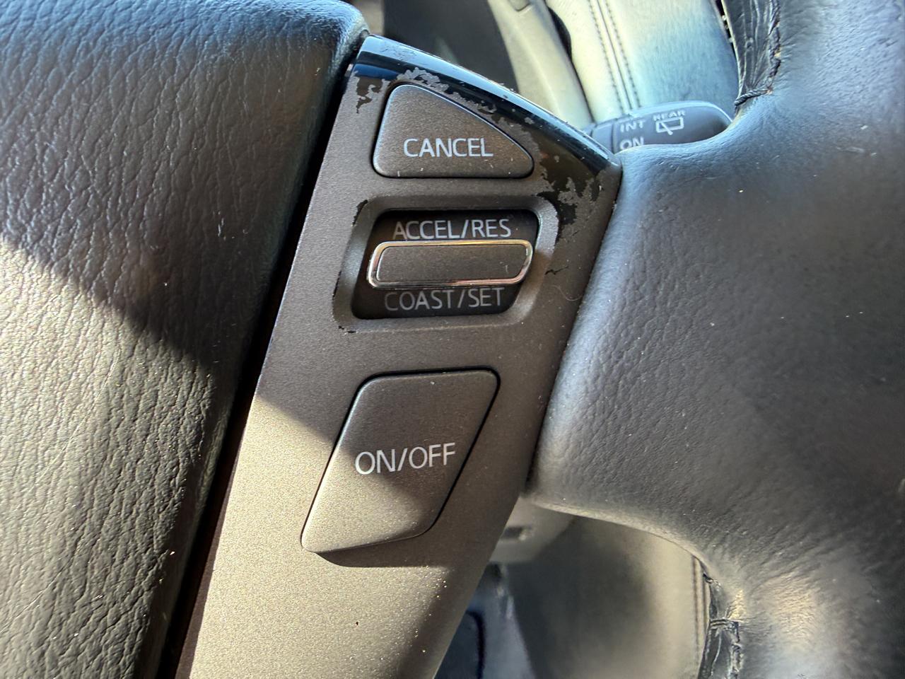 Infiniti QX80 2WD 2014