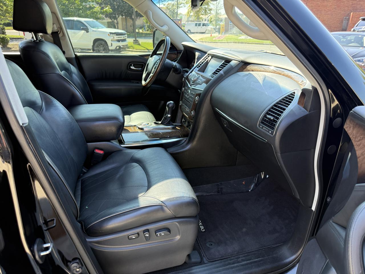 Infiniti QX80 2WD 2014