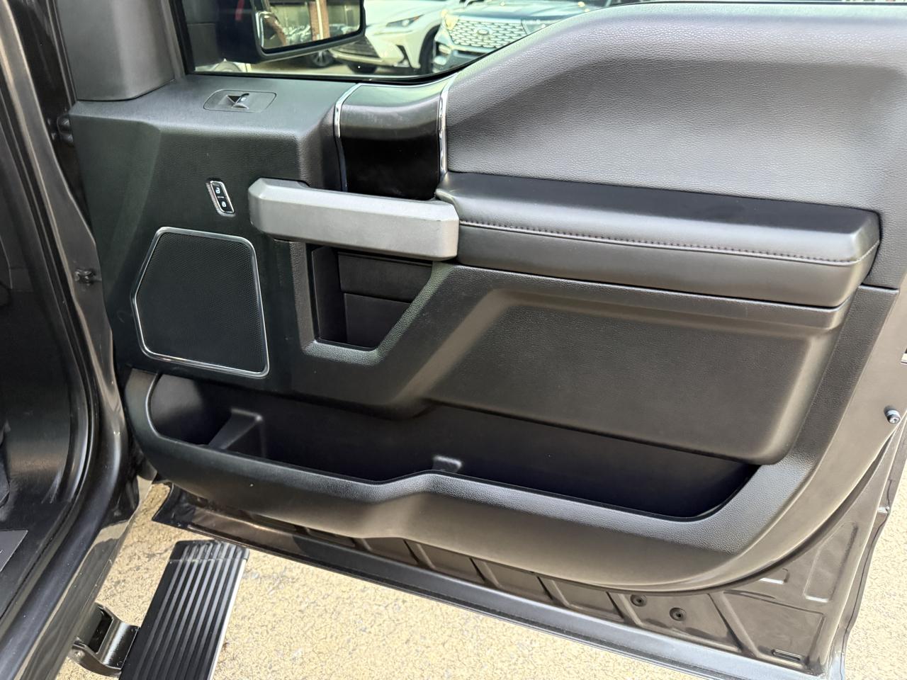 Ford F-150 Platinum SuperCrew 5.5-ft. Bed 4WD 2018