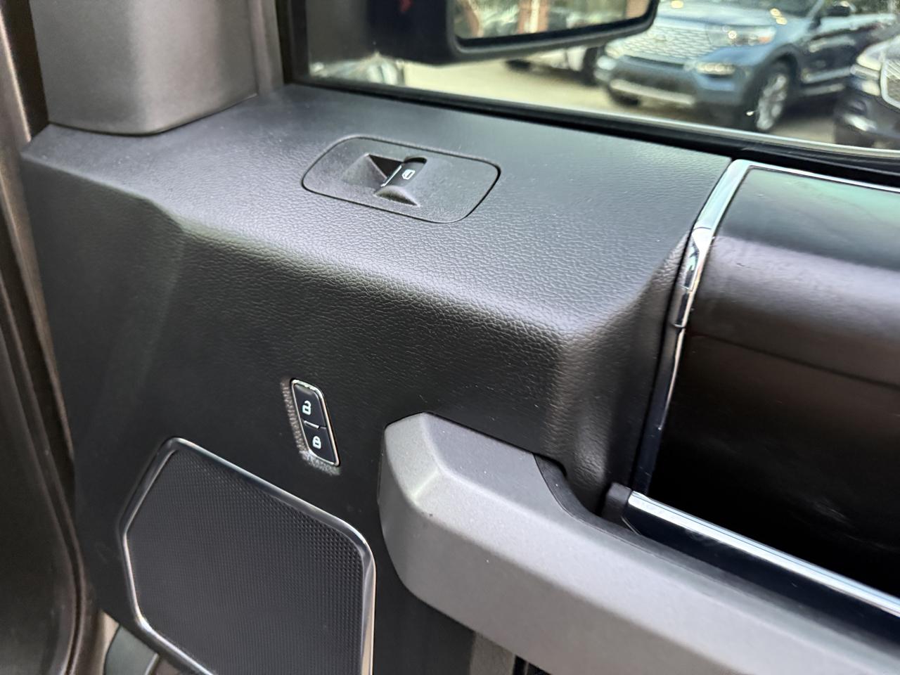Ford F-150 Platinum SuperCrew 5.5-ft. Bed 4WD 2018