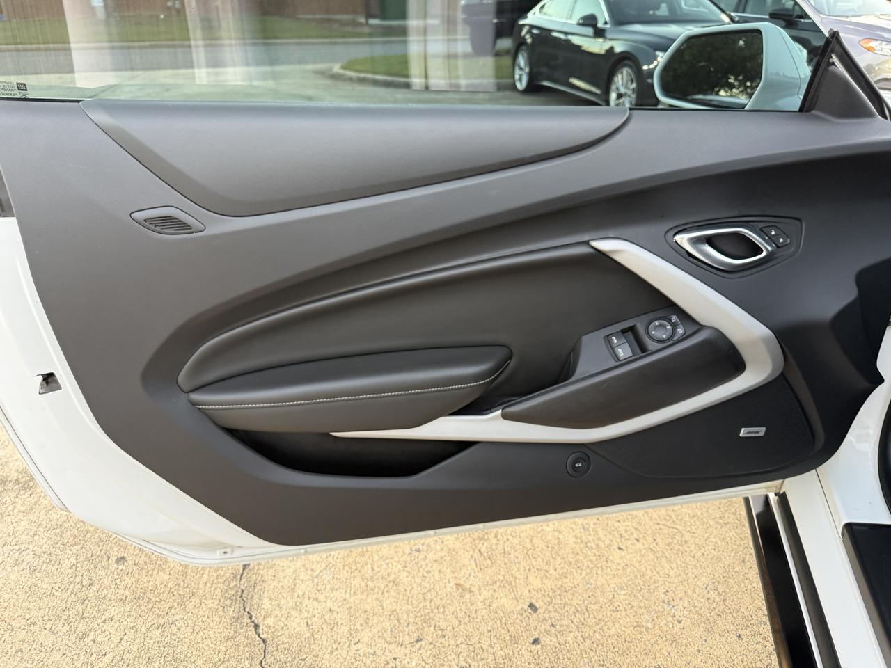 Chevrolet Camaro 2dr Cpe 1LT 2021