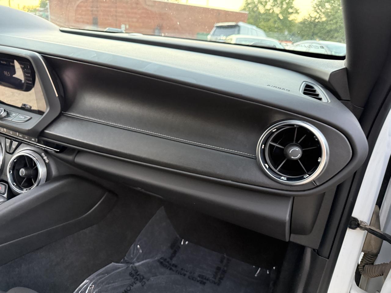 Chevrolet Camaro 2dr Cpe 1LT 2021