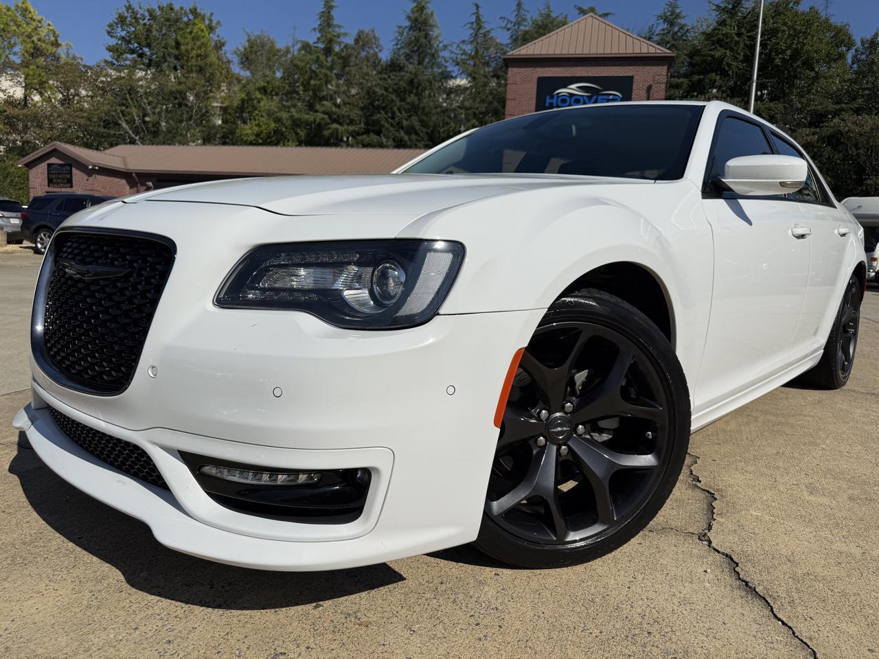 2023 Chrysler 300 Touring L
