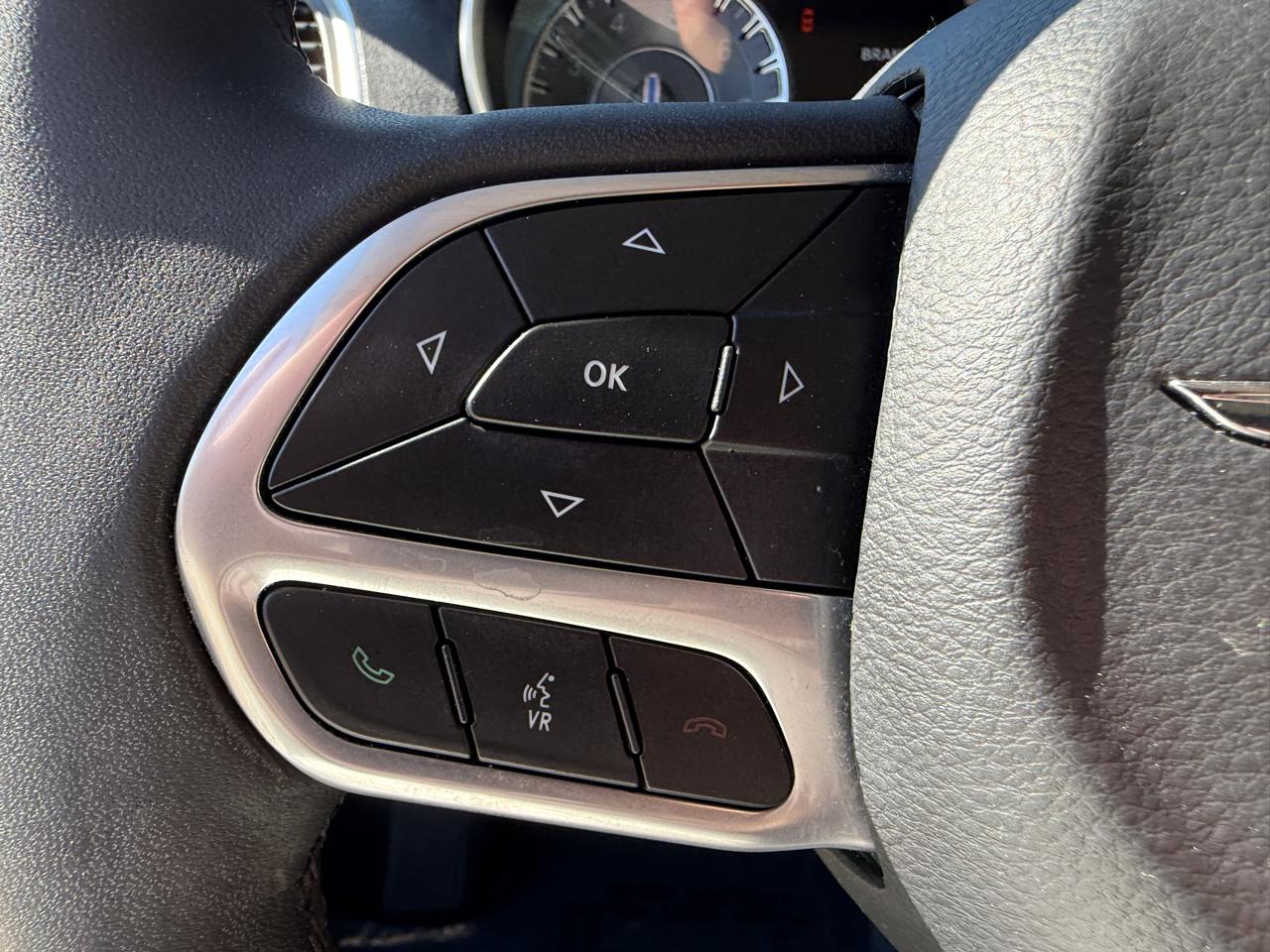 Chrysler 300 Touring L 2023