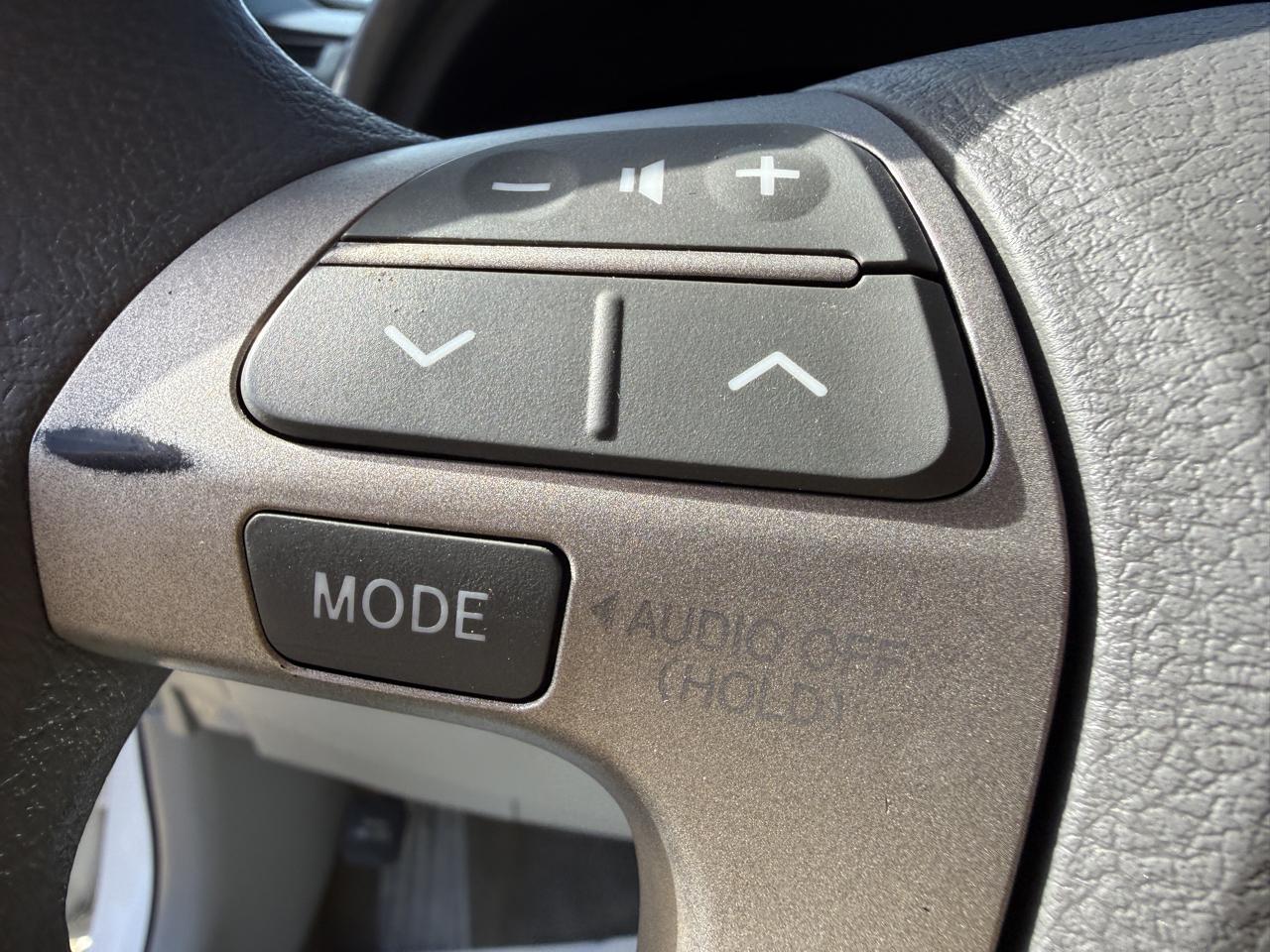 Toyota Camry Base 4D Sedan 2009