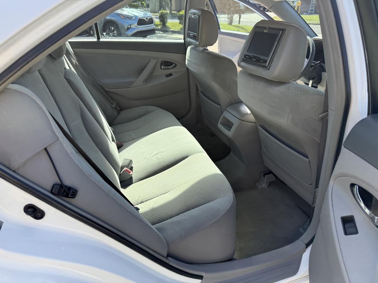 Toyota Camry Base 4D Sedan 2009