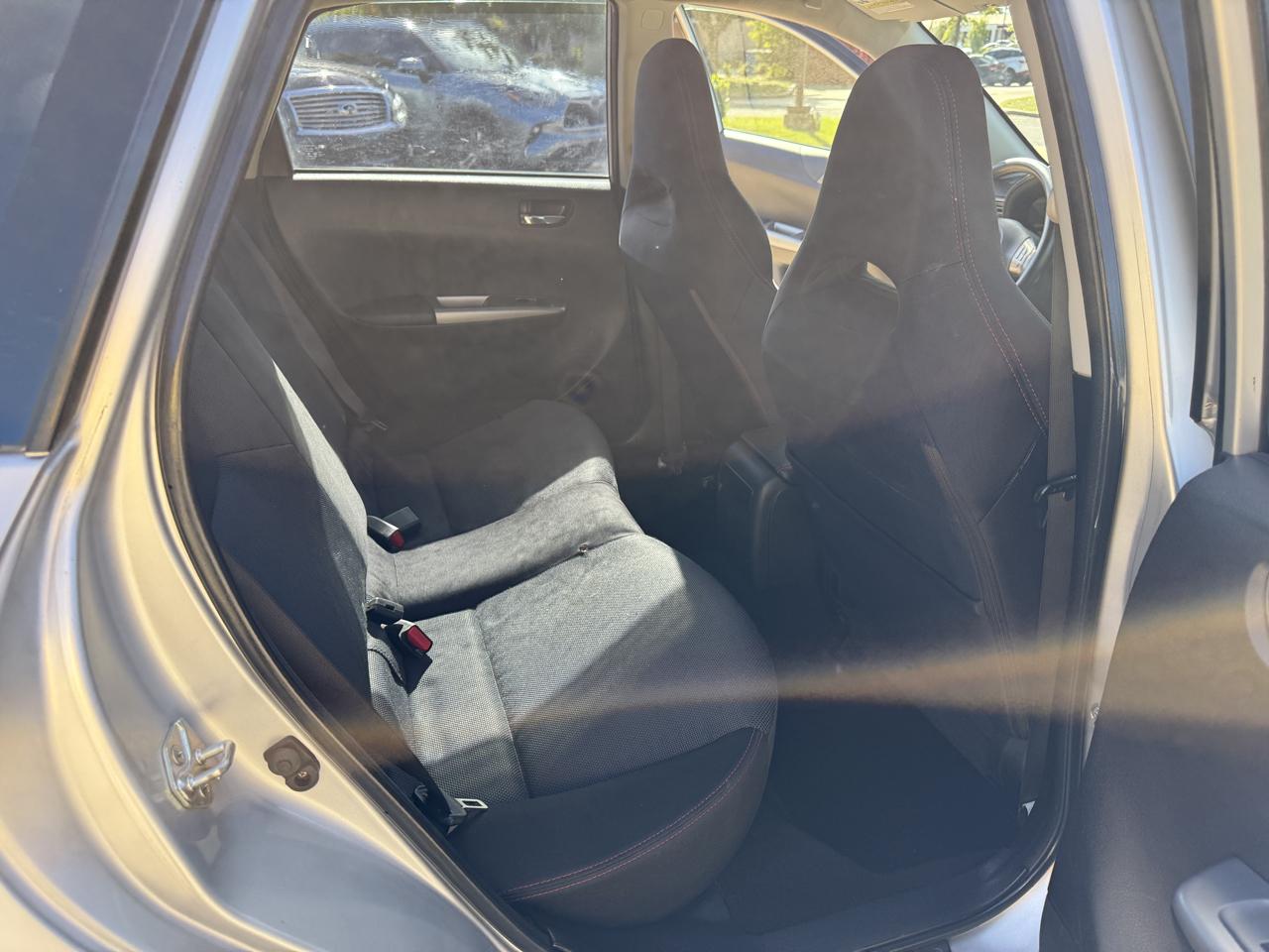Subaru Impreza WRX 5-Door 2010
