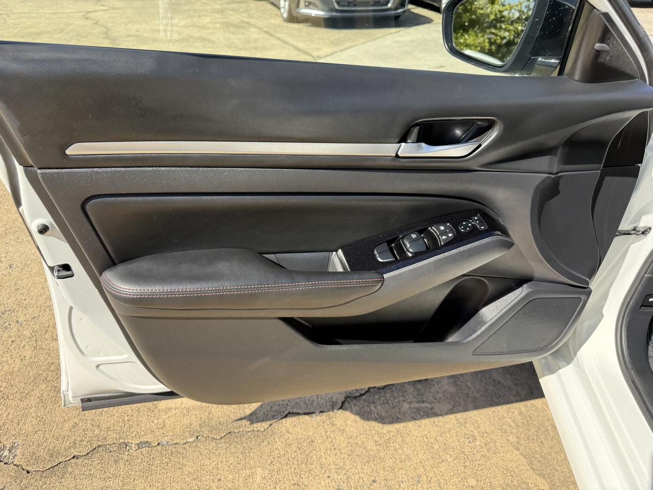 Nissan Altima 2.5 SR 2024
