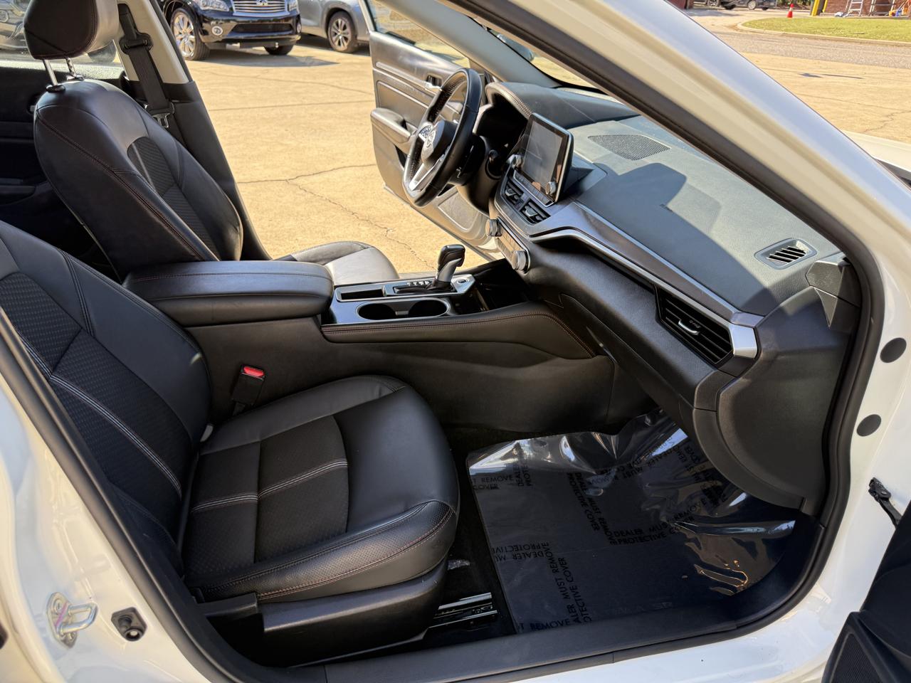 Nissan Altima 2.5 SR 2024