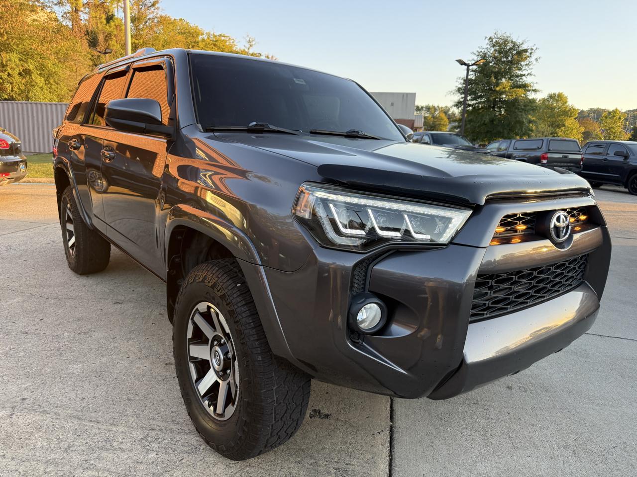 Toyota 4Runner SR5 2WD 2017