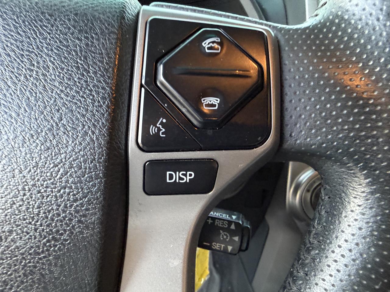 Toyota 4Runner SR5 2WD 2017