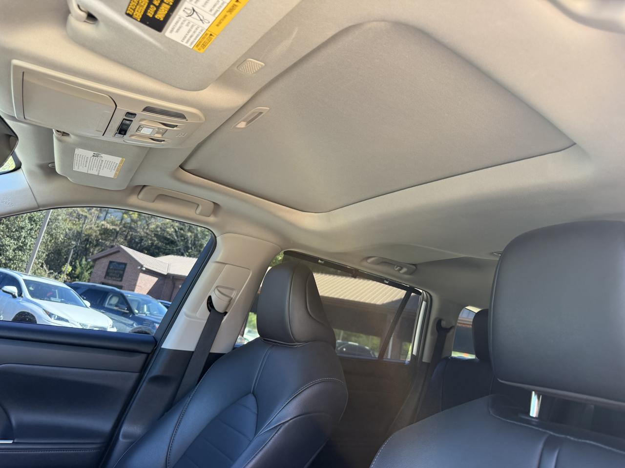 Toyota Highlander XLE FWD V6 2021