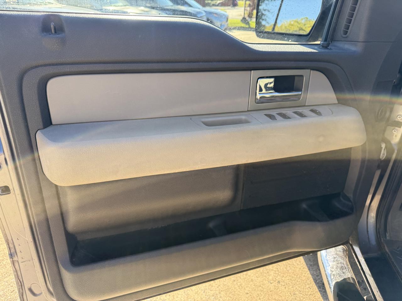 Ford F-150 4WD SuperCab 145" STX 2010