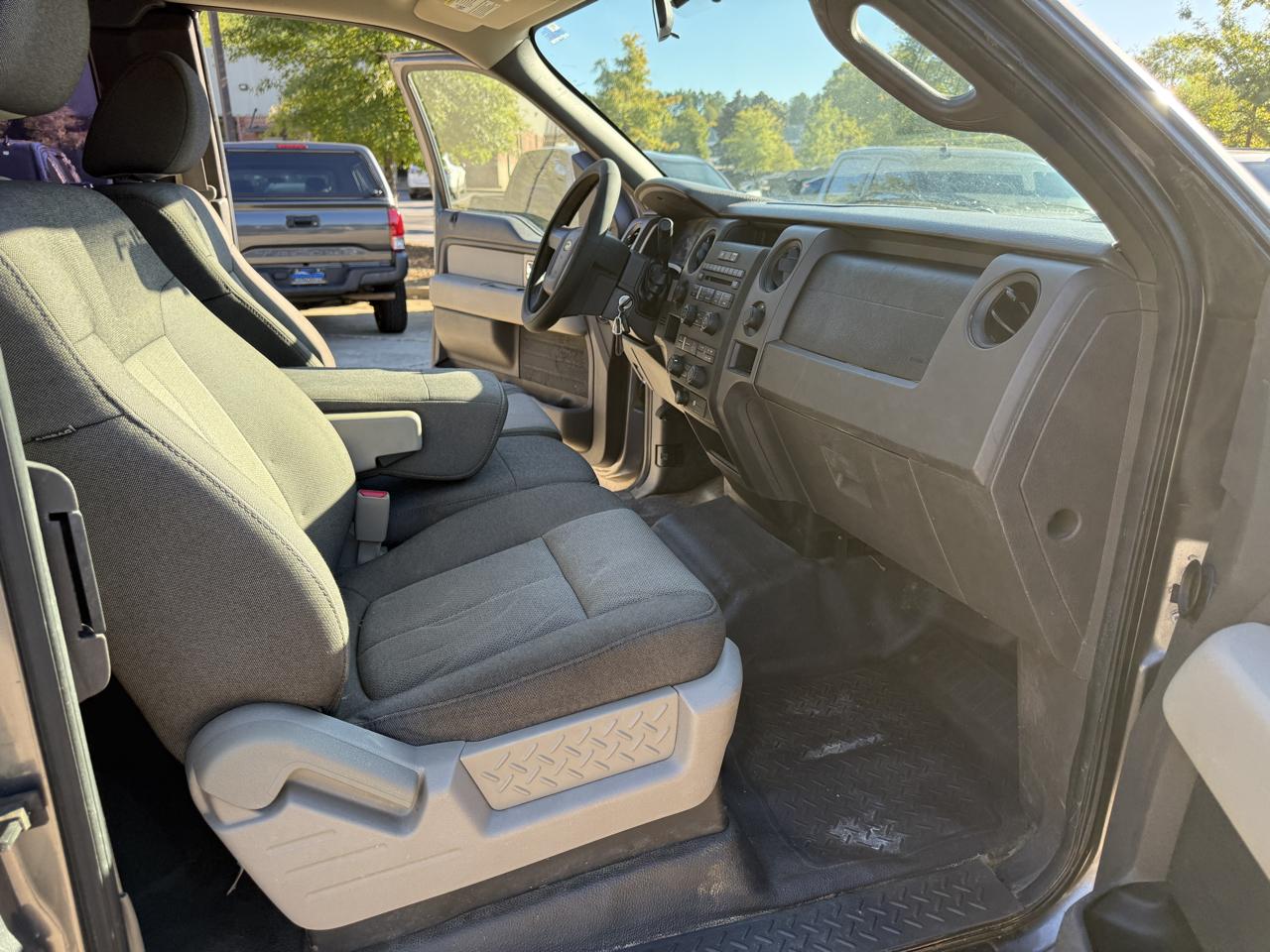 Ford F-150 4WD SuperCab 145" STX 2010