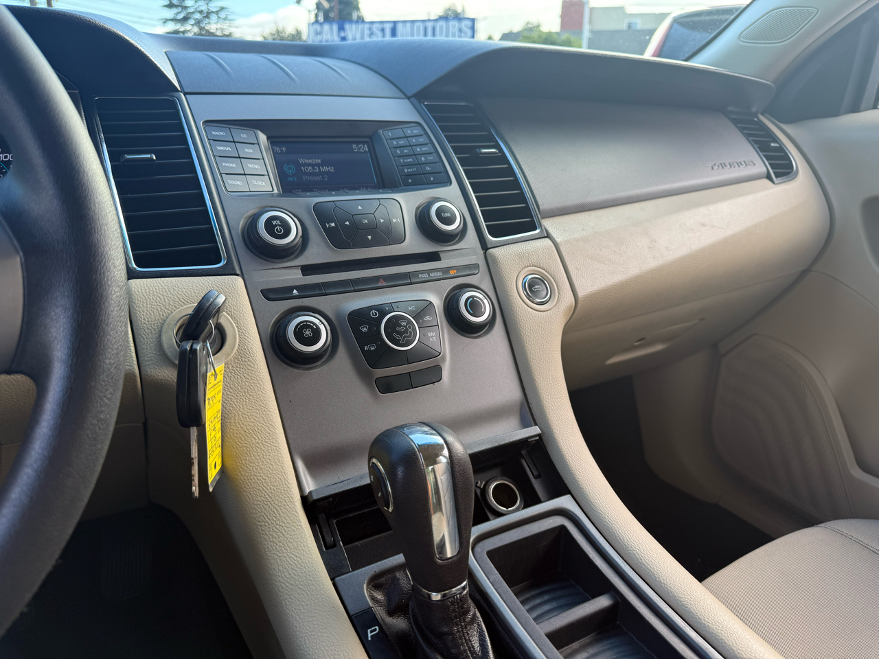 Ford Taurus  2015 Ford Taurus  2015