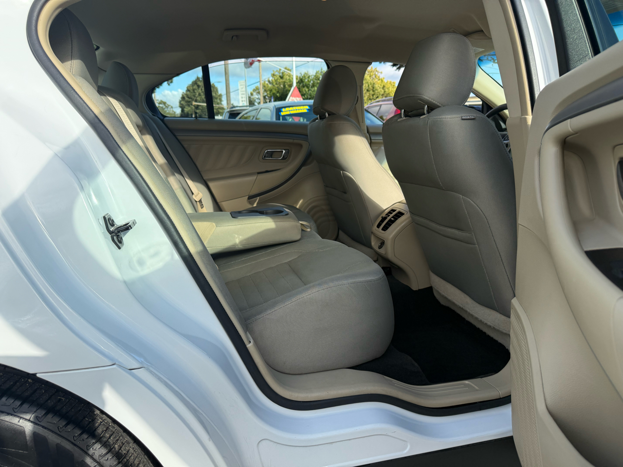 Ford Taurus  2015 Ford Taurus  2015